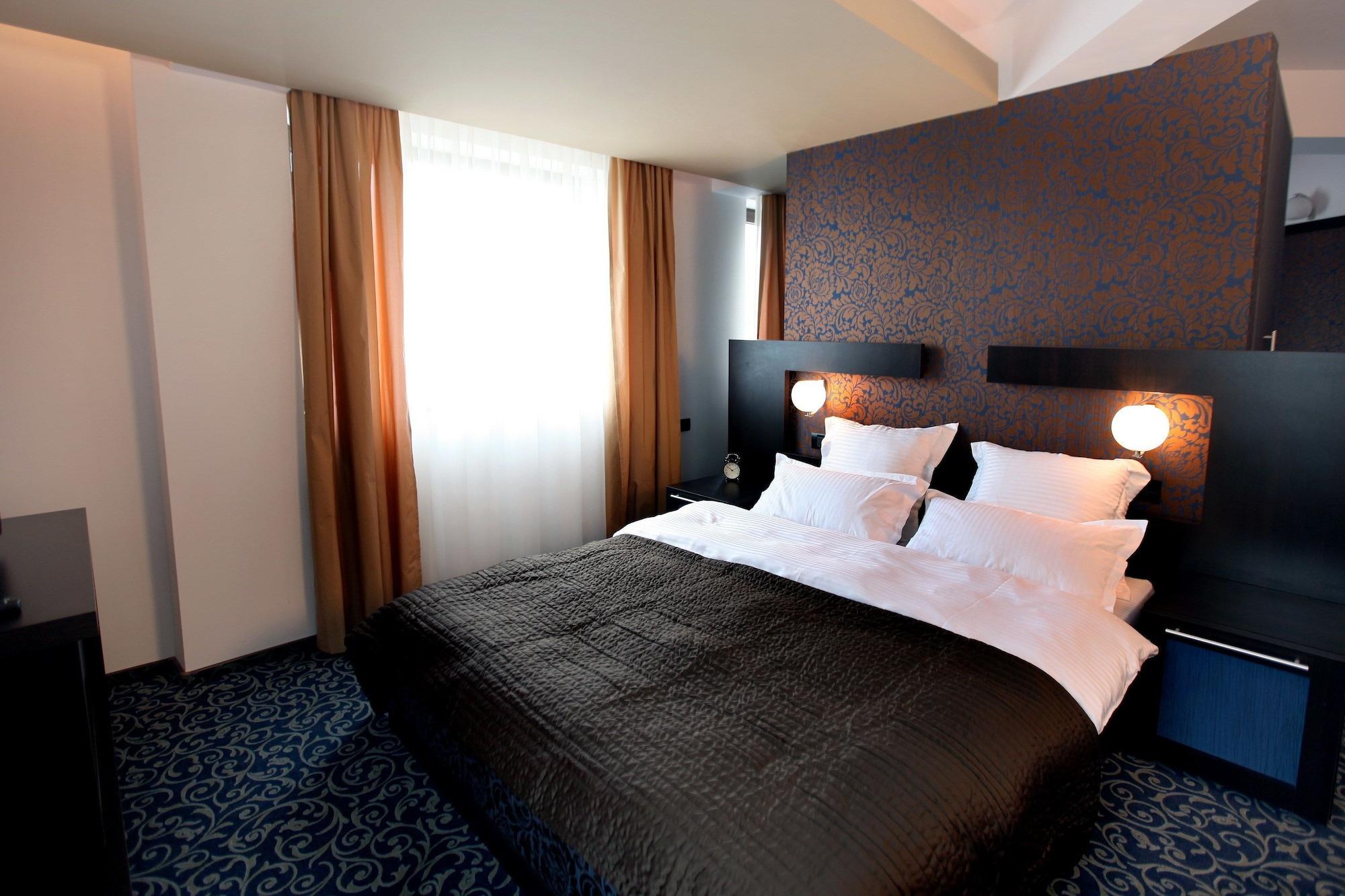 Ambiance Hotel Βουκουρέστι Εξωτερικό φωτογραφία