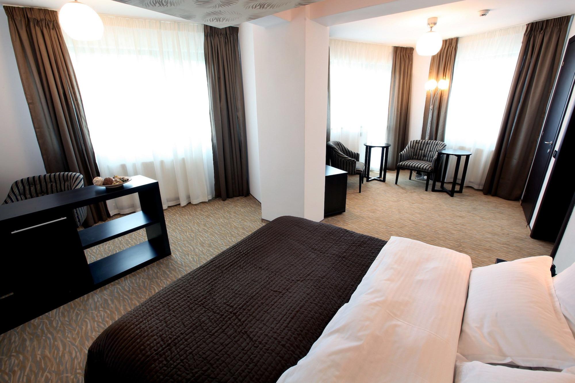 Ambiance Hotel Βουκουρέστι Εξωτερικό φωτογραφία